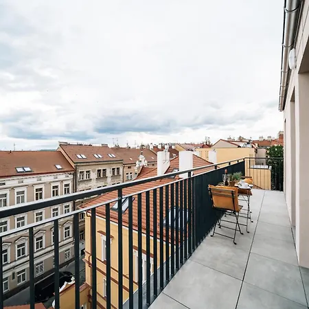 Cavallo Romantic Rooftop L Center
