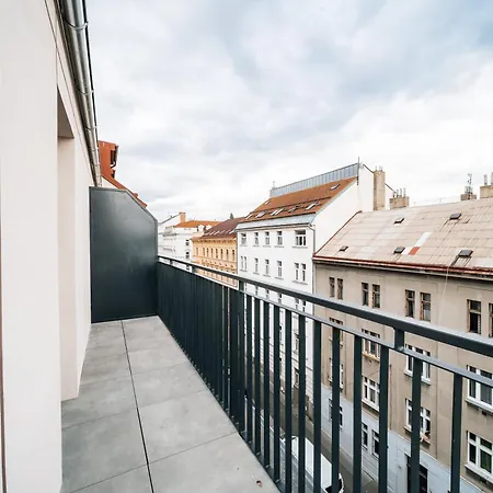 Cavallo Romantic Rooftop L Center *
